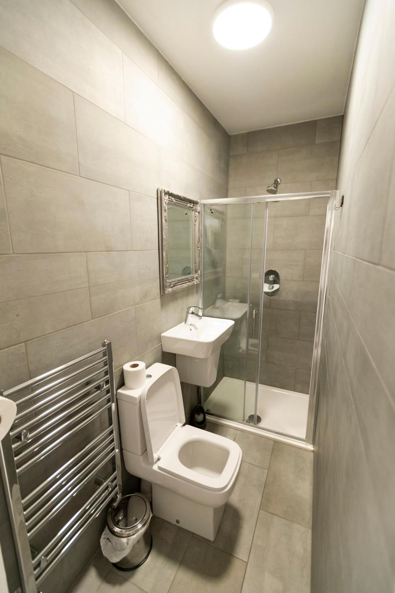 Comfotel Prpl Londra Oda fotoğraf